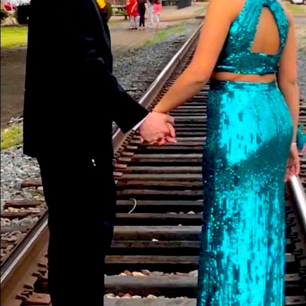 Sherri Hill 2pc Prom Dress